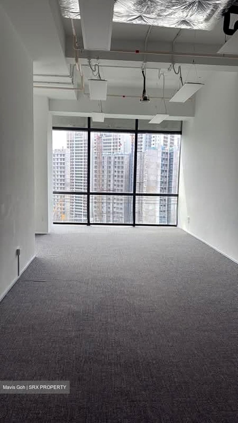 Woods Square (D25), Office #589637831